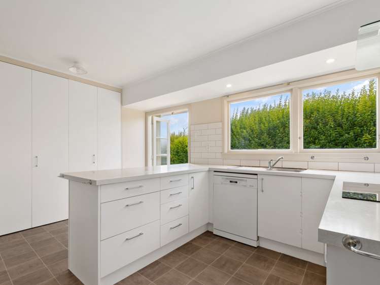 102 New Renwick Road Burleigh_6