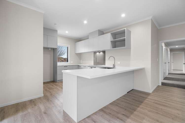 37 Pekerau Crescent 11385_0