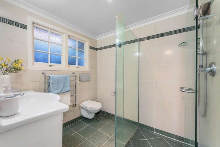 232 Lake Road Hauraki_15