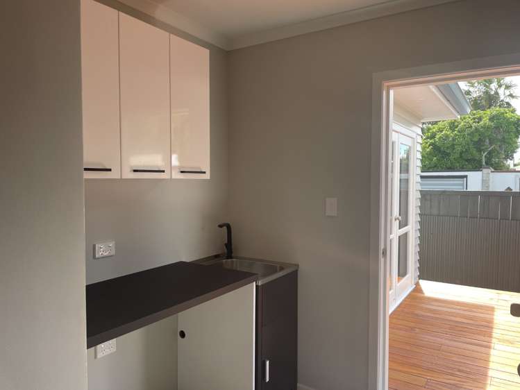 208 Garnett Street 10495_8