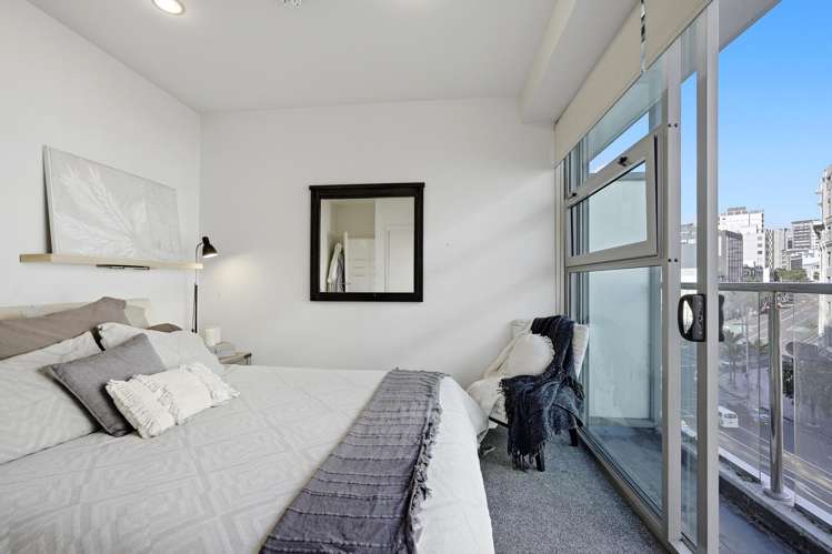 2/602 Beach Road Auckland Central_8