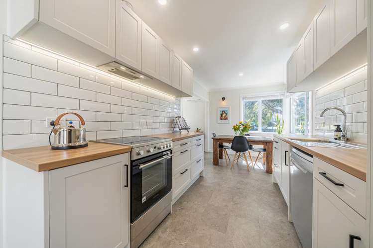 22 Pasadena Crescent Totara Park_4