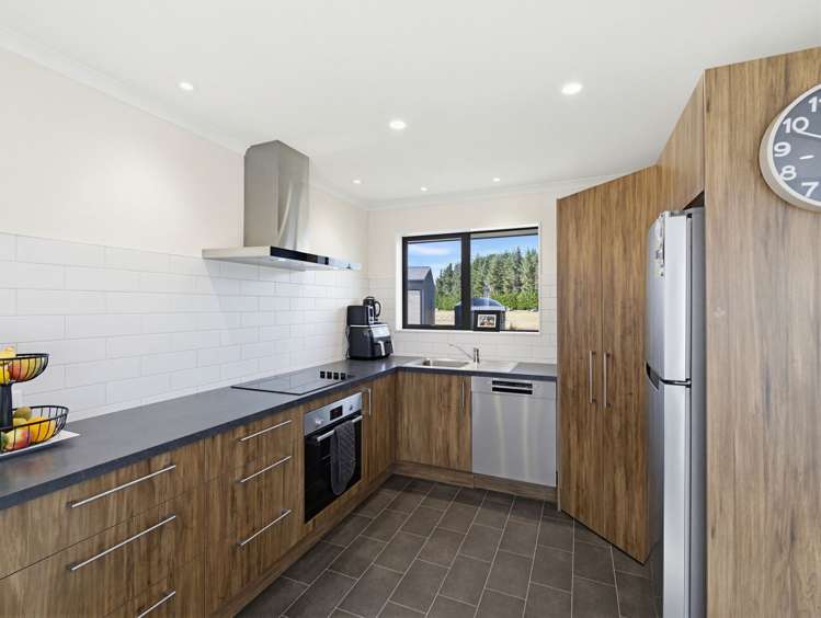 484 Pesters Road West Eyreton_10