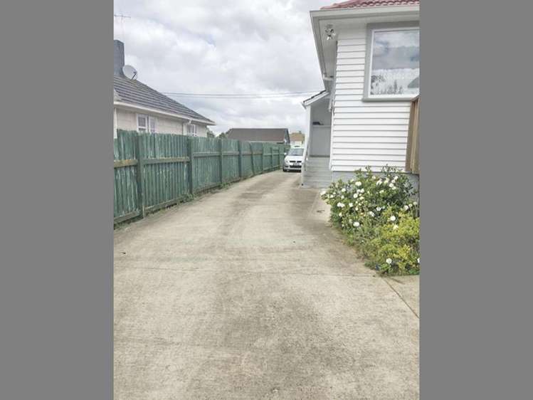 13 Ngarimu Road Panmure_11
