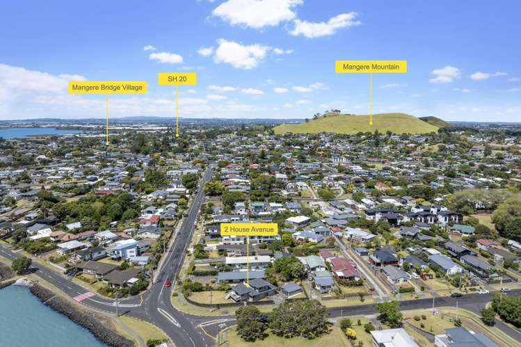 2 House Avenue Mangere Bridge_28