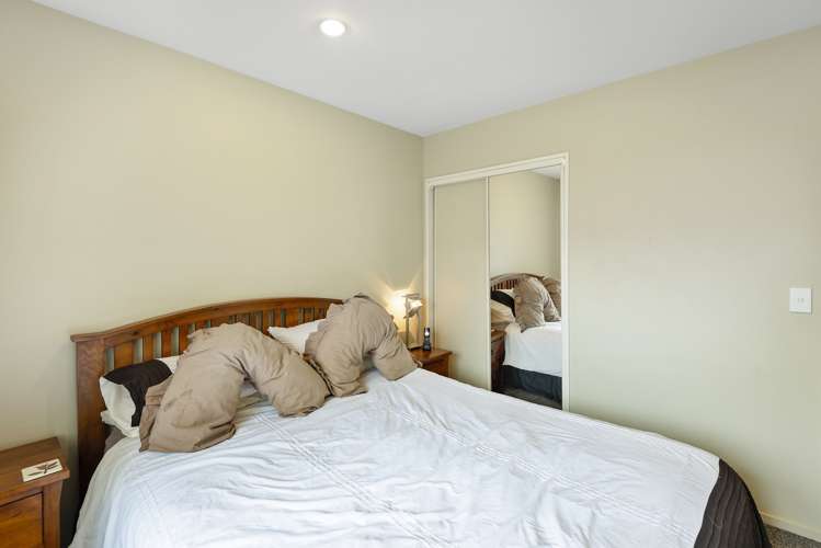 7 Cris Lodge Courts Hornby_8