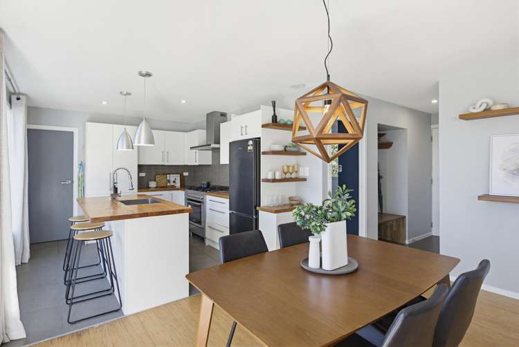 34 Hicks Crescent Waikanae Beach_8