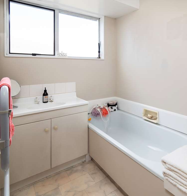 34 Trevor Street Hornby_12