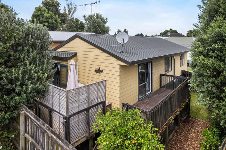 35b Henderson Crescent Parkvale_17