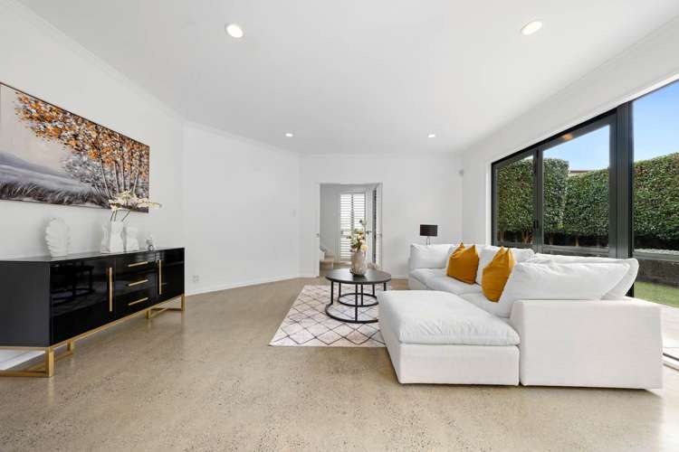 16b Seccombes Road Epsom_3