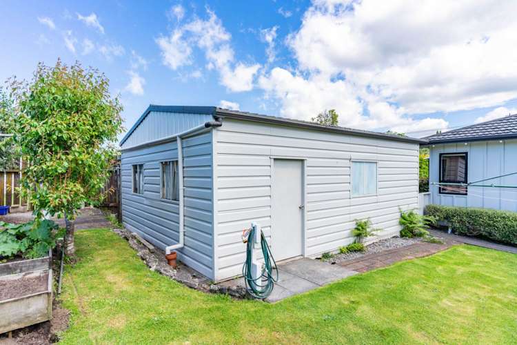 17 Pyle Road West One Tree Point_32