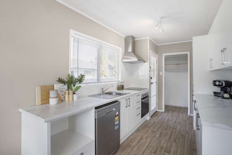 29 Redlands Grove Swanson_9