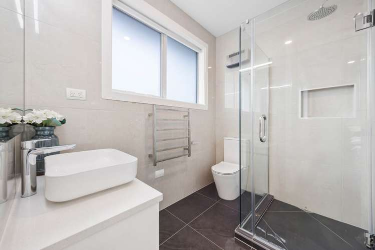 24 Priestley Drive Bucklands Beach_31