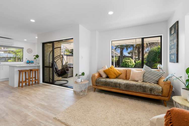 18 Esther Place Red Beach_7