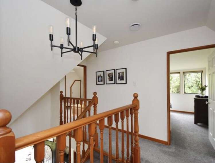 15 Korimako Avenue Otatara_9