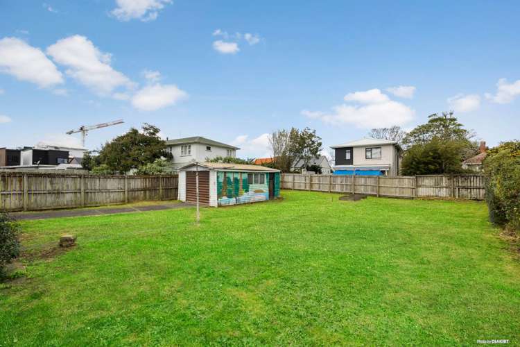21 Hargest Terrace Mount Albert_3