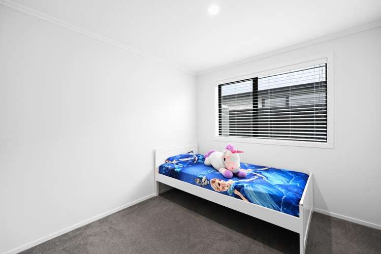 33 Ogilvie Avenue 1053_10