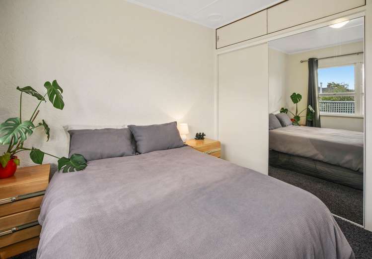 12 Polstead Road Stoke_11