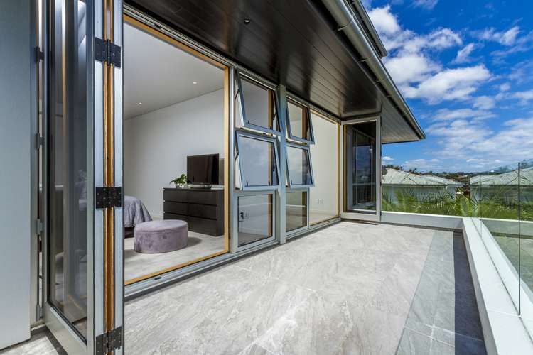 21 Whitby Crescent Mairangi Bay_21