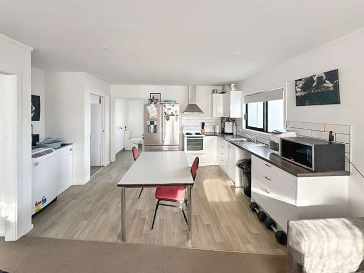 27 Hinemoa Street 10516_2