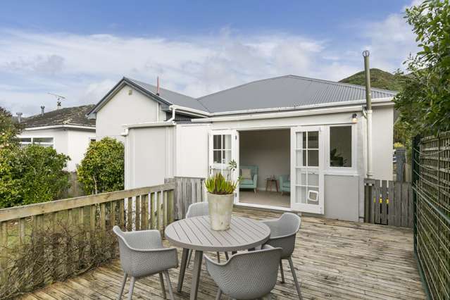 15 Hathaway Avenue Karori_1