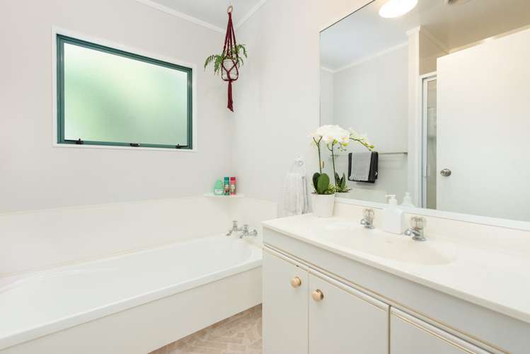 27 Redmond Street Judea_11