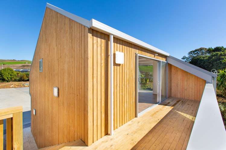 12 Nau Mai Road Raglan_7