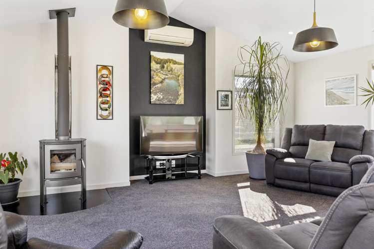 3 Karaka Place Kinloch_10