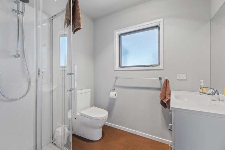 77 Anglers Avenue Warea_17