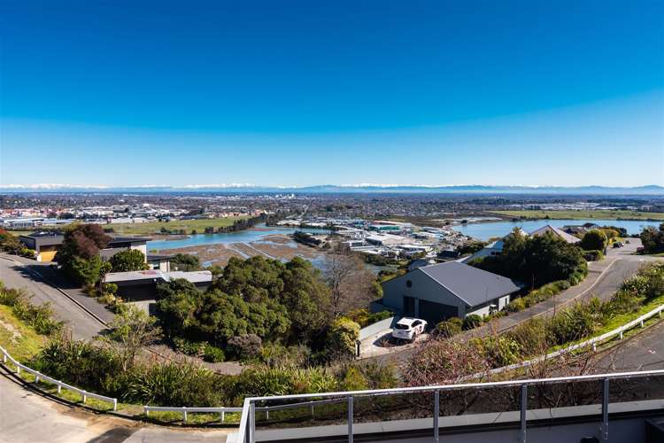 99 Cannon Hill Crescent Mount Pleasant_22