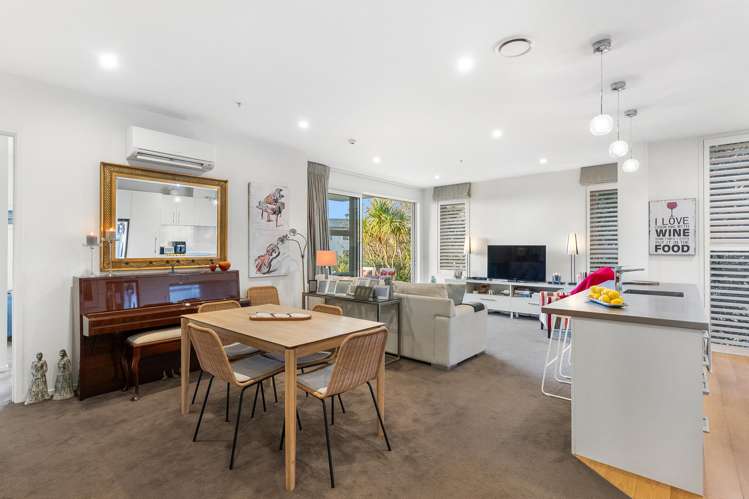 102/54 Surrey Crescent Grey Lynn_6