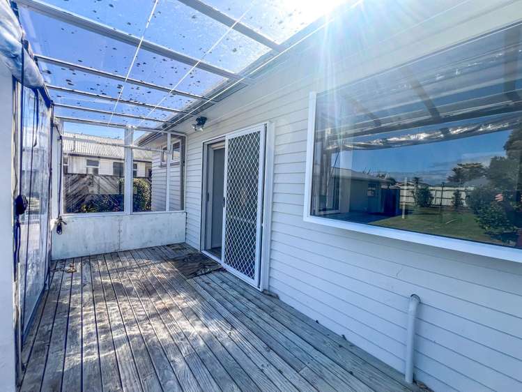 209 Kuranui Street Thames_26