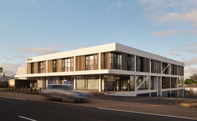Elevated Workspace on Great South Road