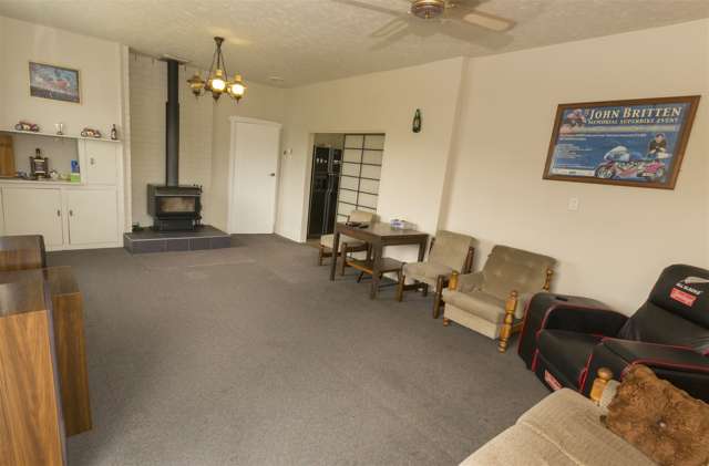 2 Geisha Road Waikuku_3