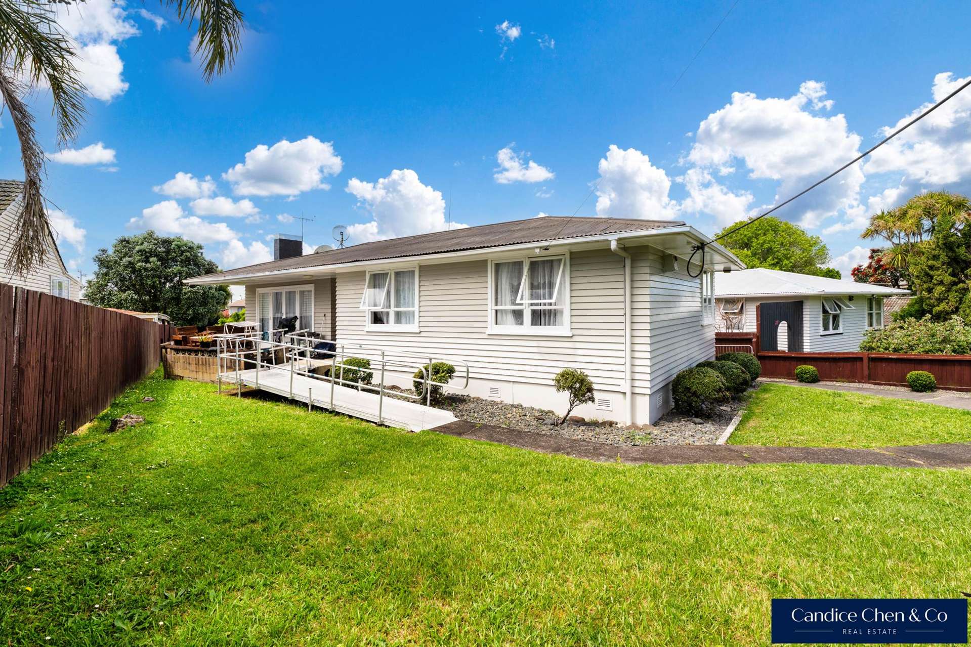 39 Coniston Avenue Te Atatu South_0