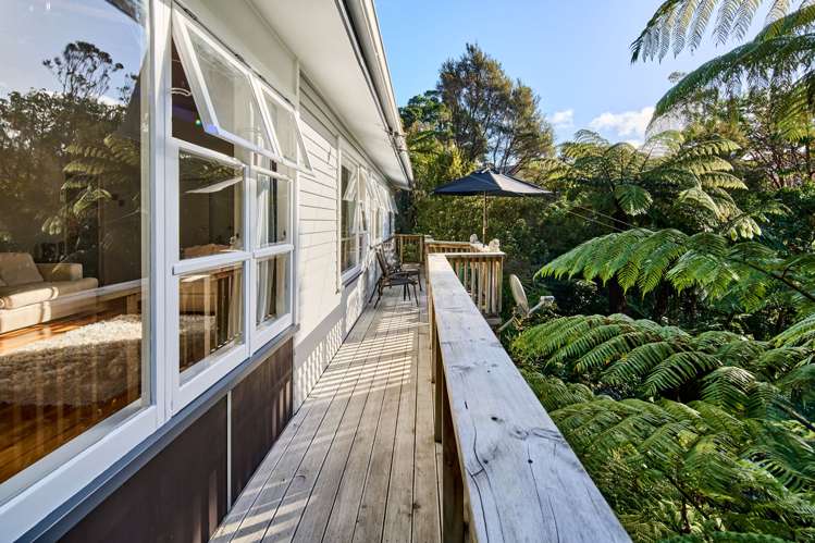 194 Eastern Hutt Road Taita_17