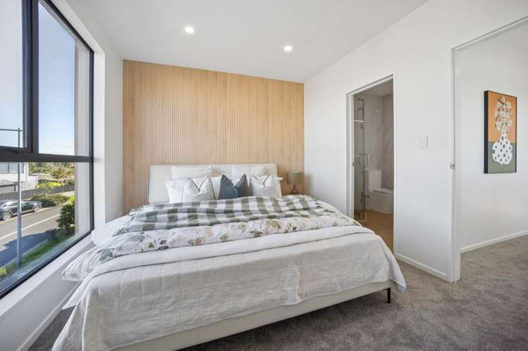 93 Joshua Carder Drive Hobsonville_13