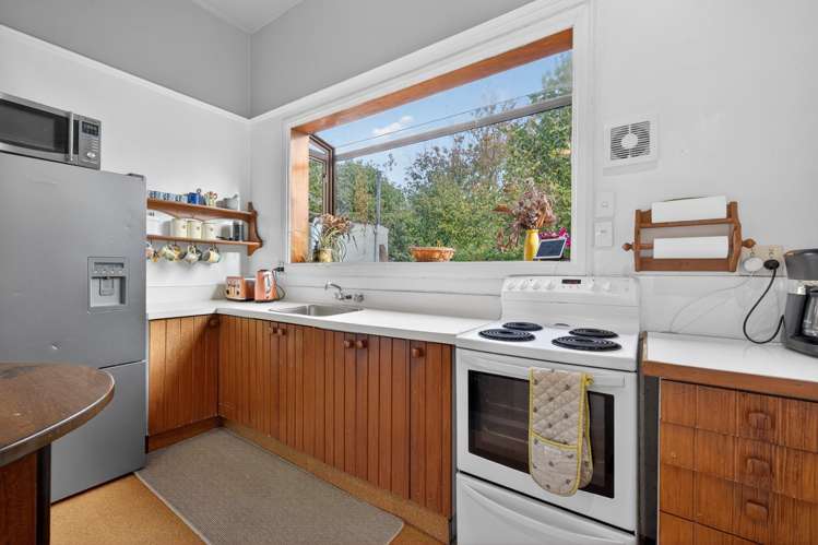 672 Worcester Street Linwood_6