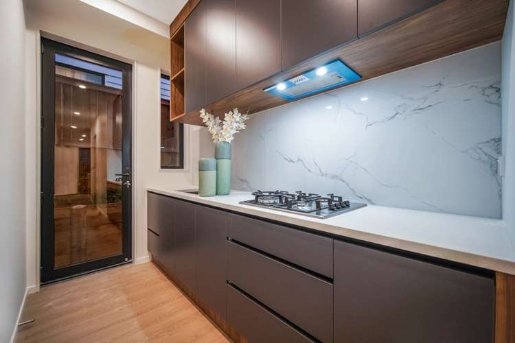 5 Uru Drive Flat Bush_9