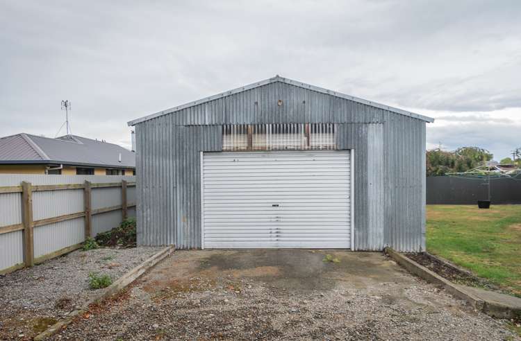 72 John Street North Temuka_13