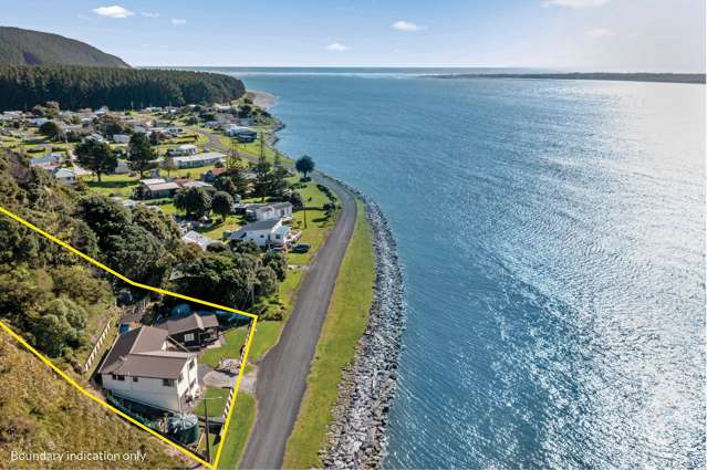 510 Lawton Drive Aotea Harbour_1