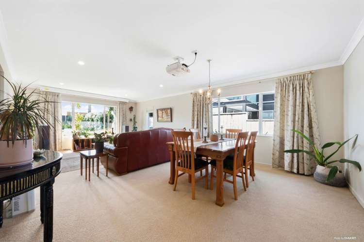 15 Matau Rise Te Atatu Peninsula_16