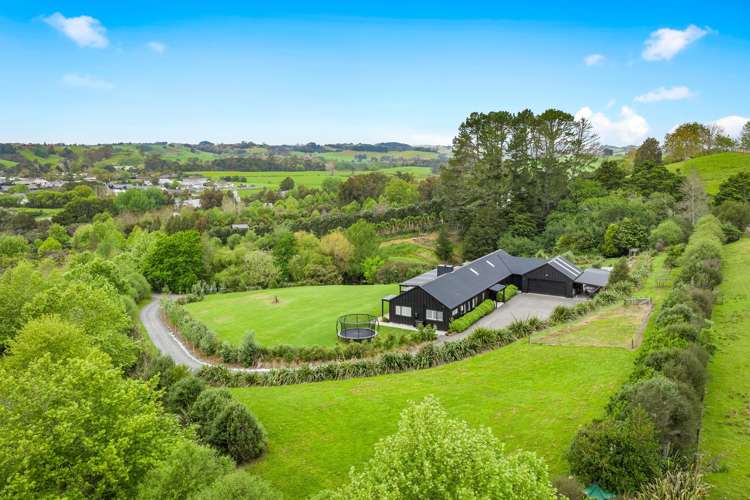 7 Tamahunga Drive Matakana_1