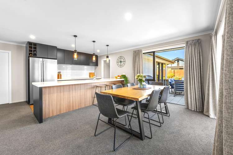 27 Minerva Crescent_5