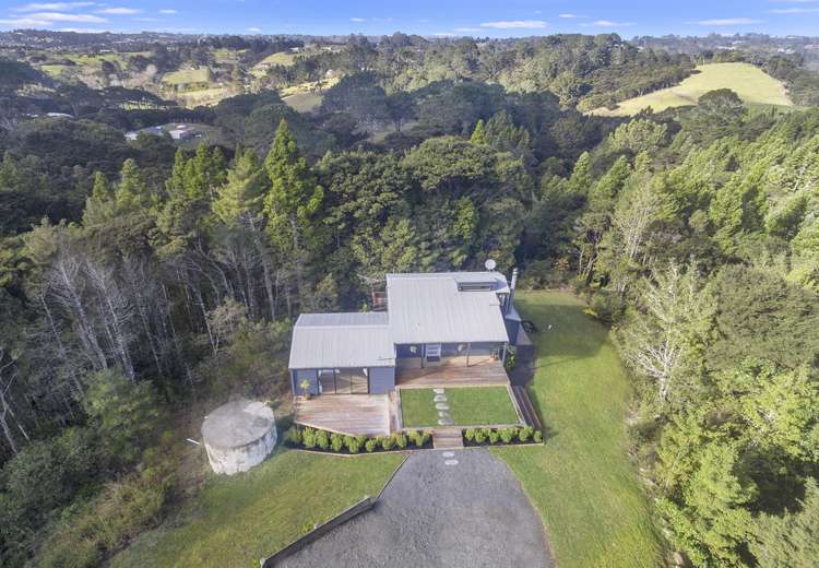 341 Ridge Road Paremoremo_16