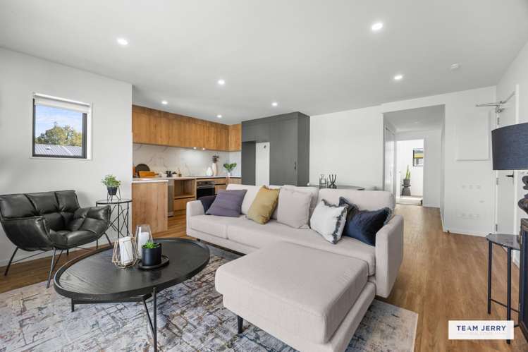 101/5 Dishys Road Flat Bush_13