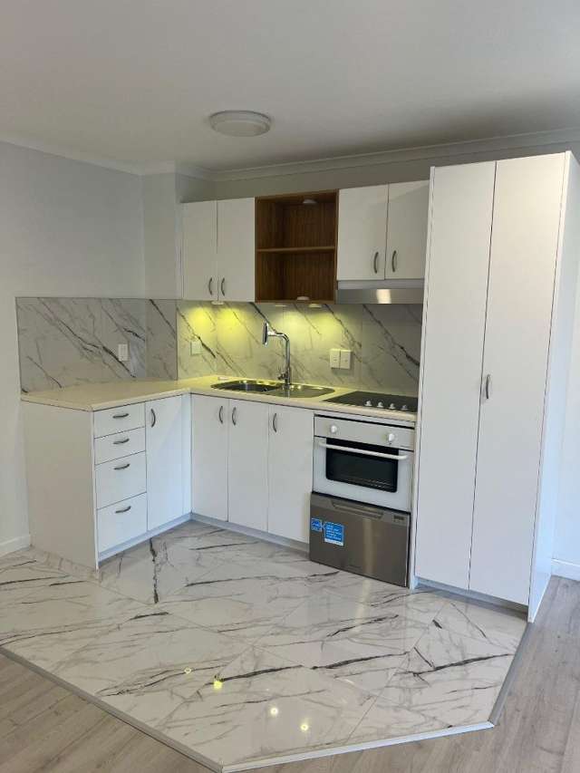 56/8 Carolina Place Albany_3