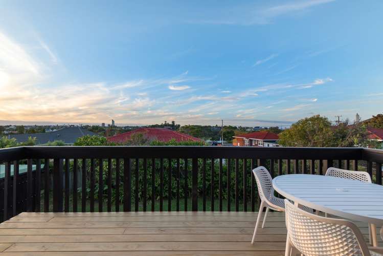 2/12 Westwell Road Belmont_20