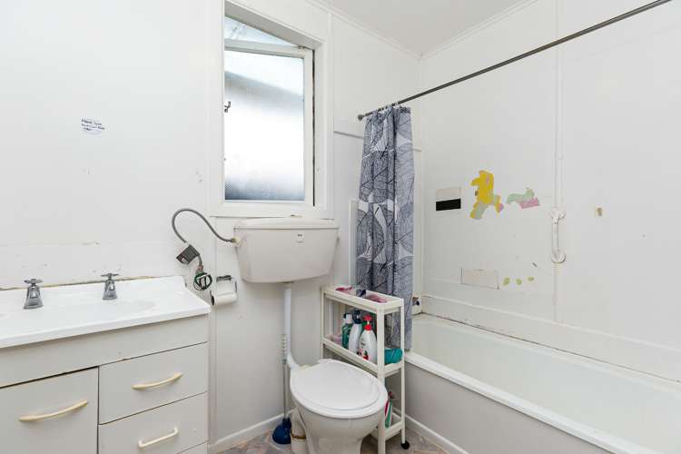 121 Happy Valley Road Owhiro Bay_10