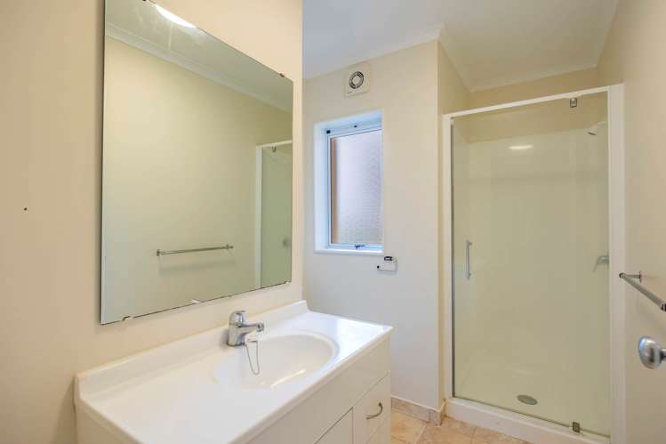 79 Tilberg Street Favona_16